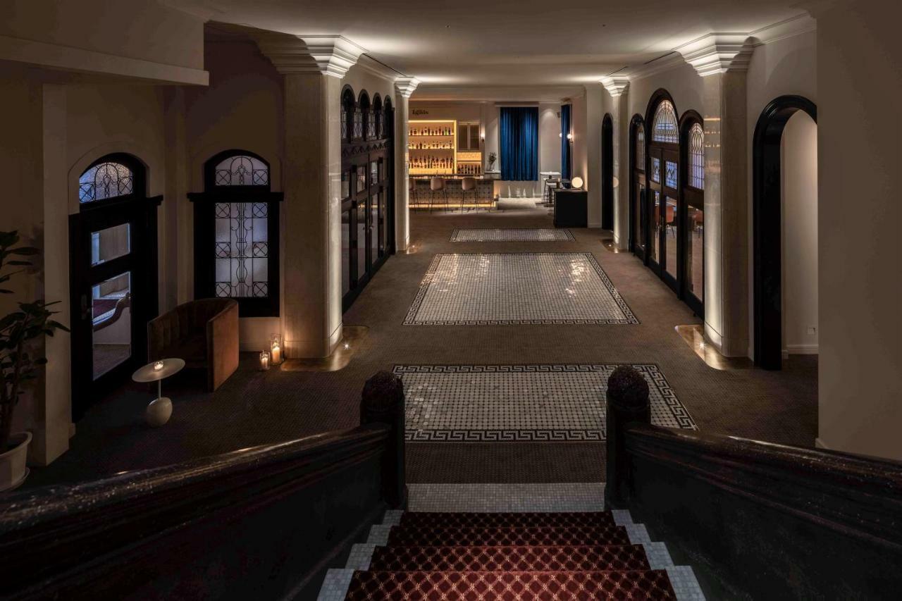 Unwind Hotel&bar